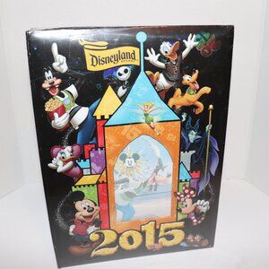 Walt Disney World 2015 Souvenir Photo Album